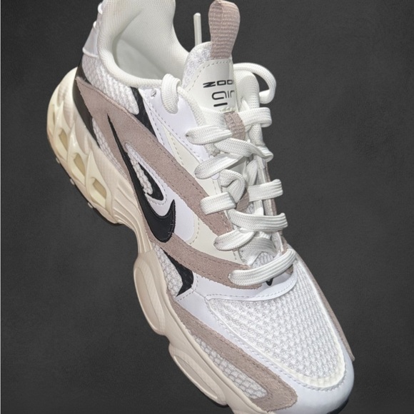 NWT Nike Zoom Air Fire trainers in white and diffused taupe - Picture 5 of 5